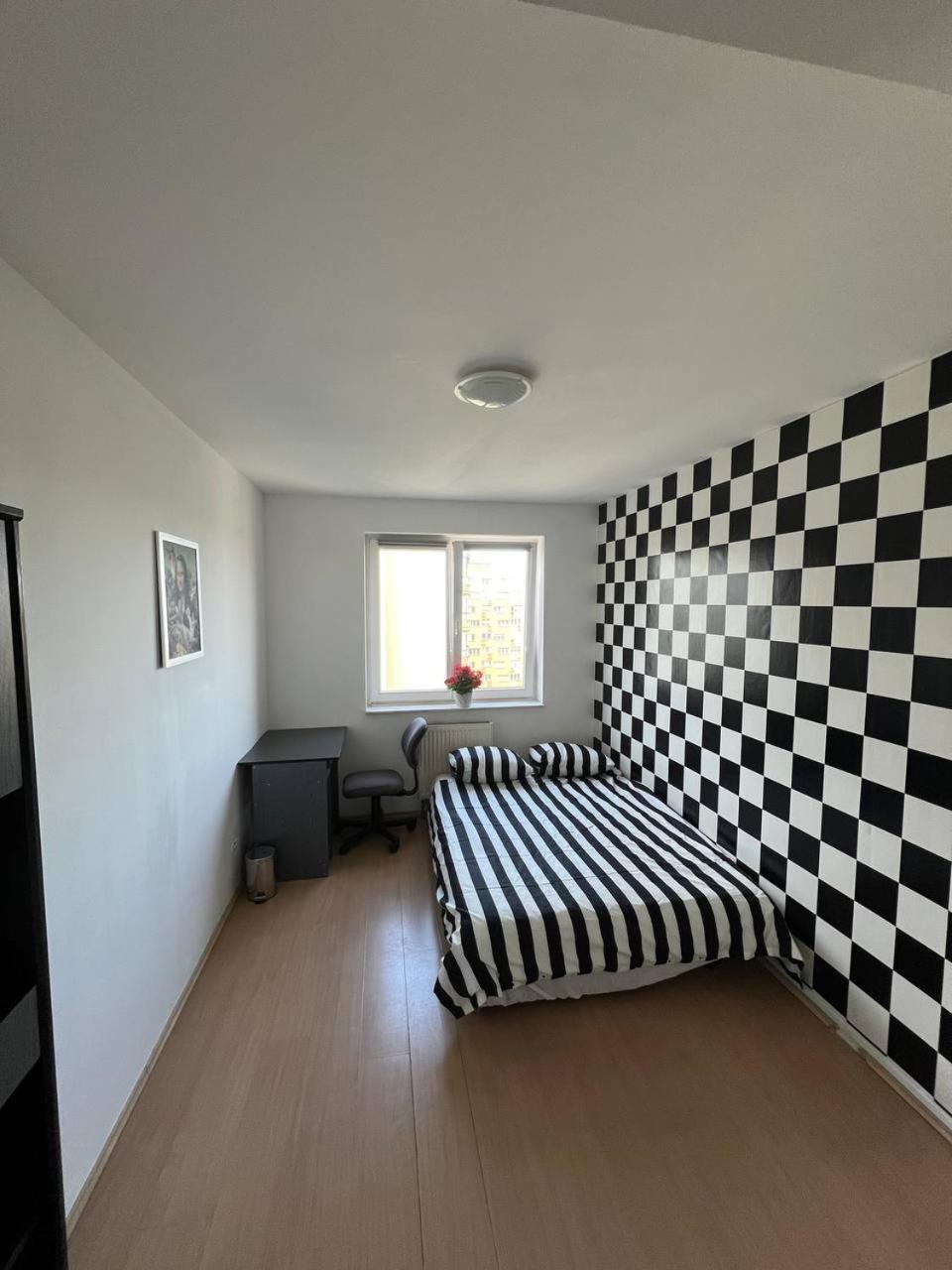 Hostel „U Sashka” Варшава Екстериор снимка